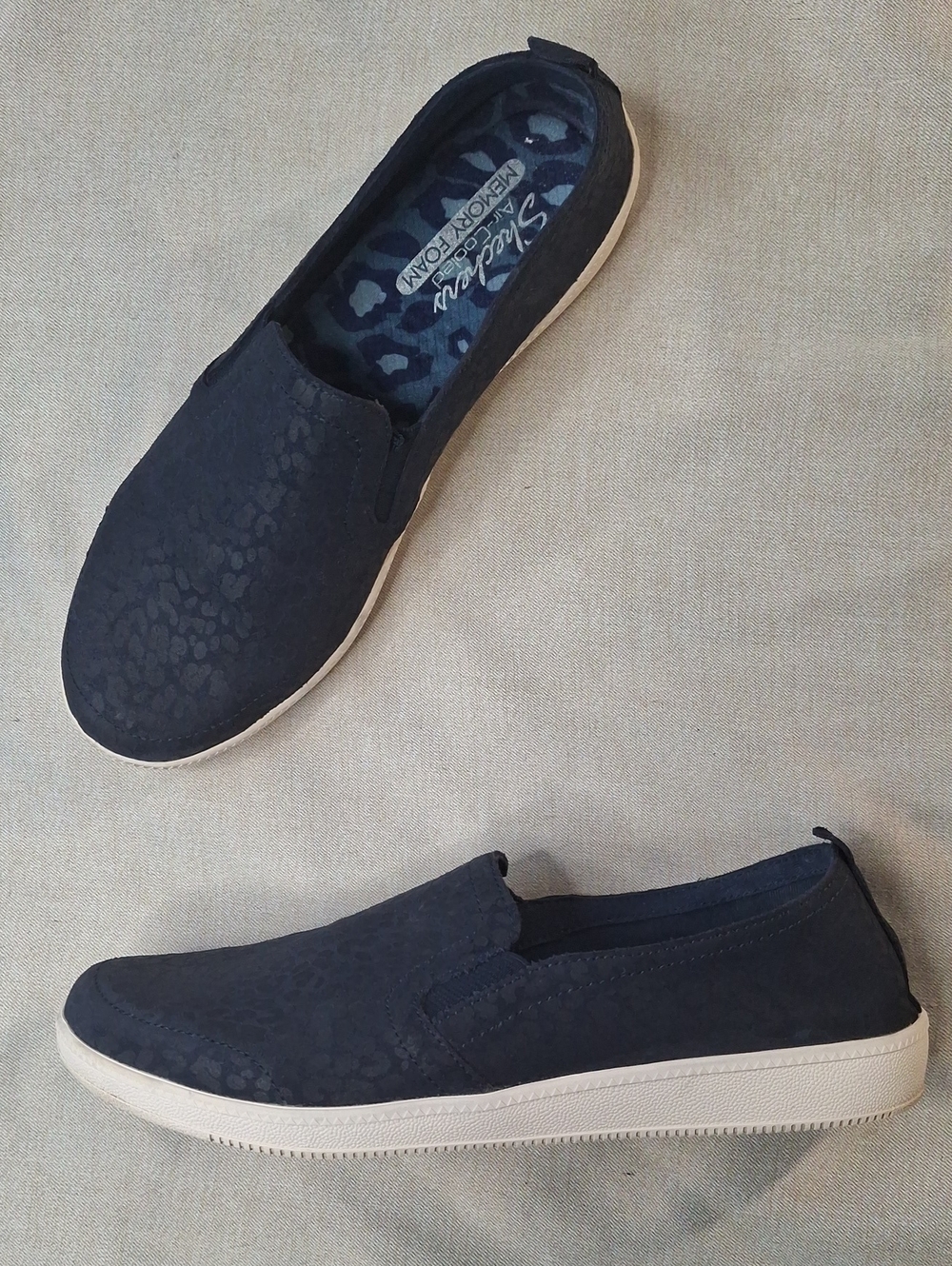 Skechers Madison Ave Feline Wild Navy Suede Slip On Sneakers Size 9.5